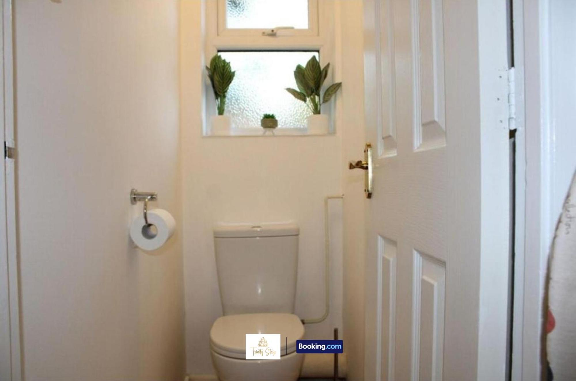 4 Bedroom House With Parking Near City Centre By Trinity Stays Short Lets & Serviced Accommodation Cambridge Exterior photo